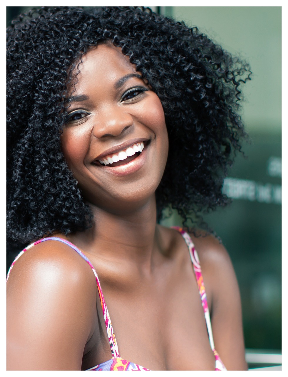 smile, happy, people, fun, nature, young, woman, happiness, girl, smiling, portrait, female, person, cheerful, face, summer, lifestyle, looking, black woman, fashion, attractive, model, glamour, african, posing, black people